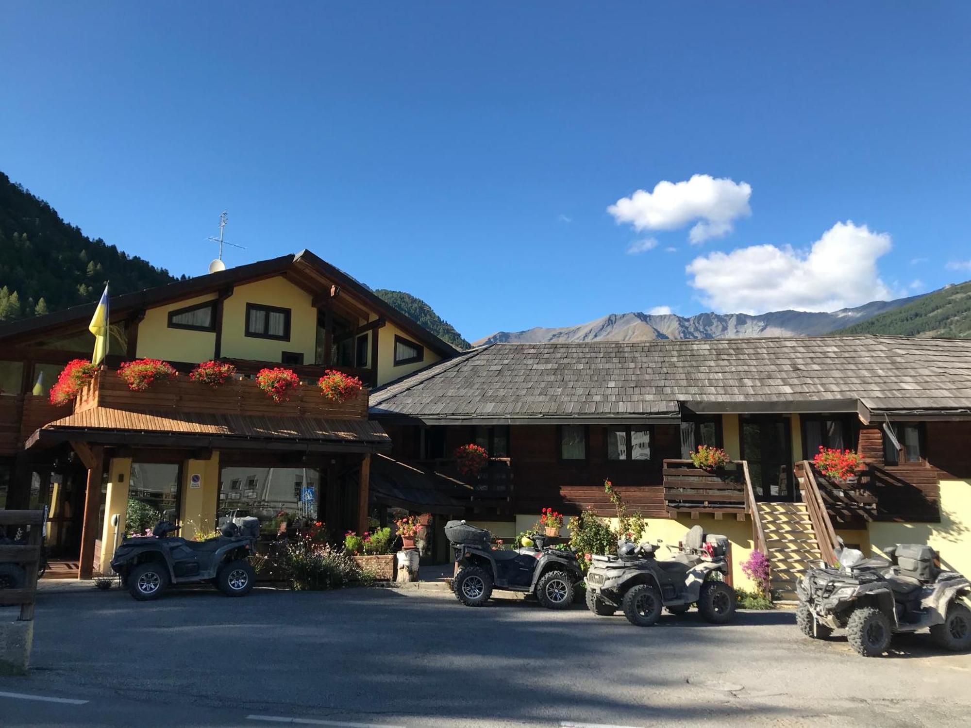 Hotel Ca Fiore Bardonecchia Εξωτερικό φωτογραφία