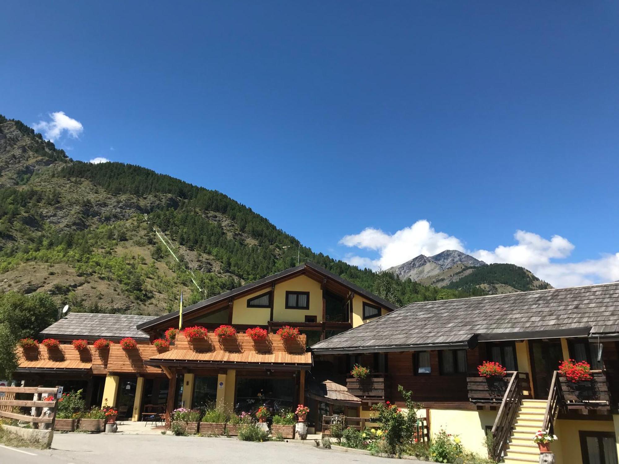 Hotel Ca Fiore Bardonecchia Εξωτερικό φωτογραφία