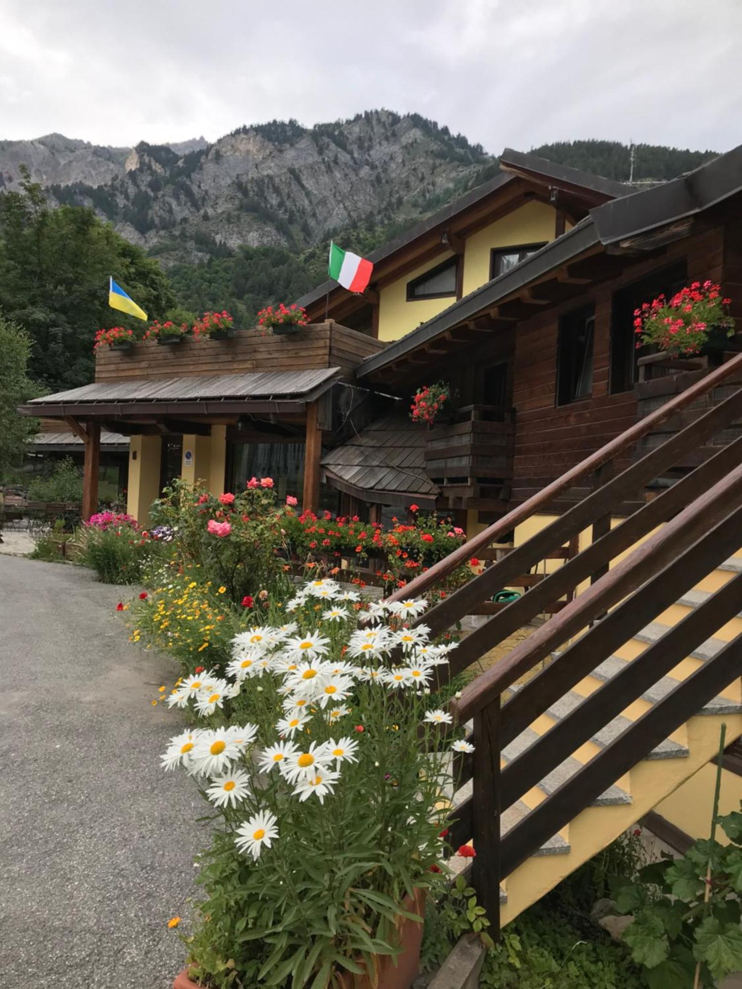 Hotel Ca Fiore Bardonecchia Εξωτερικό φωτογραφία